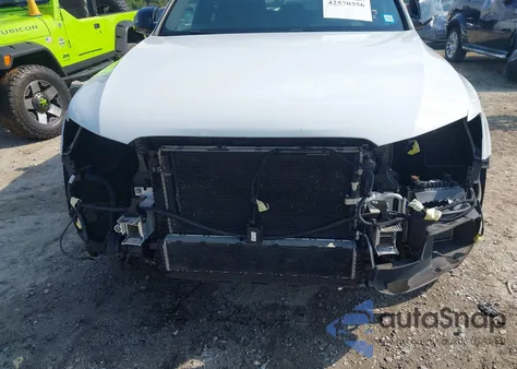 2017 Audi Sq5 3.0T Premium Plus z USA, uszkodzony, nr VIN WA1CCAFP1HA076275